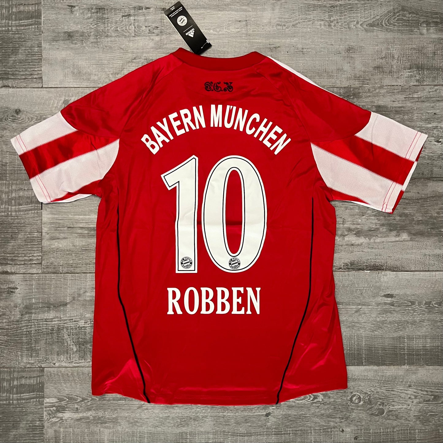 2010-11 - BAYERN MÜNCHEN THUIS | RETRO
