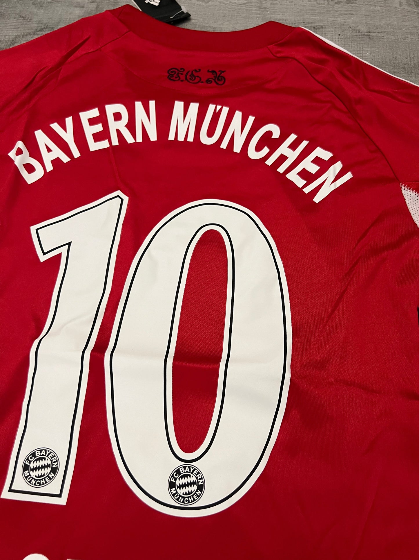 2010-11 - BAYERN MÜNCHEN THUIS | RETRO