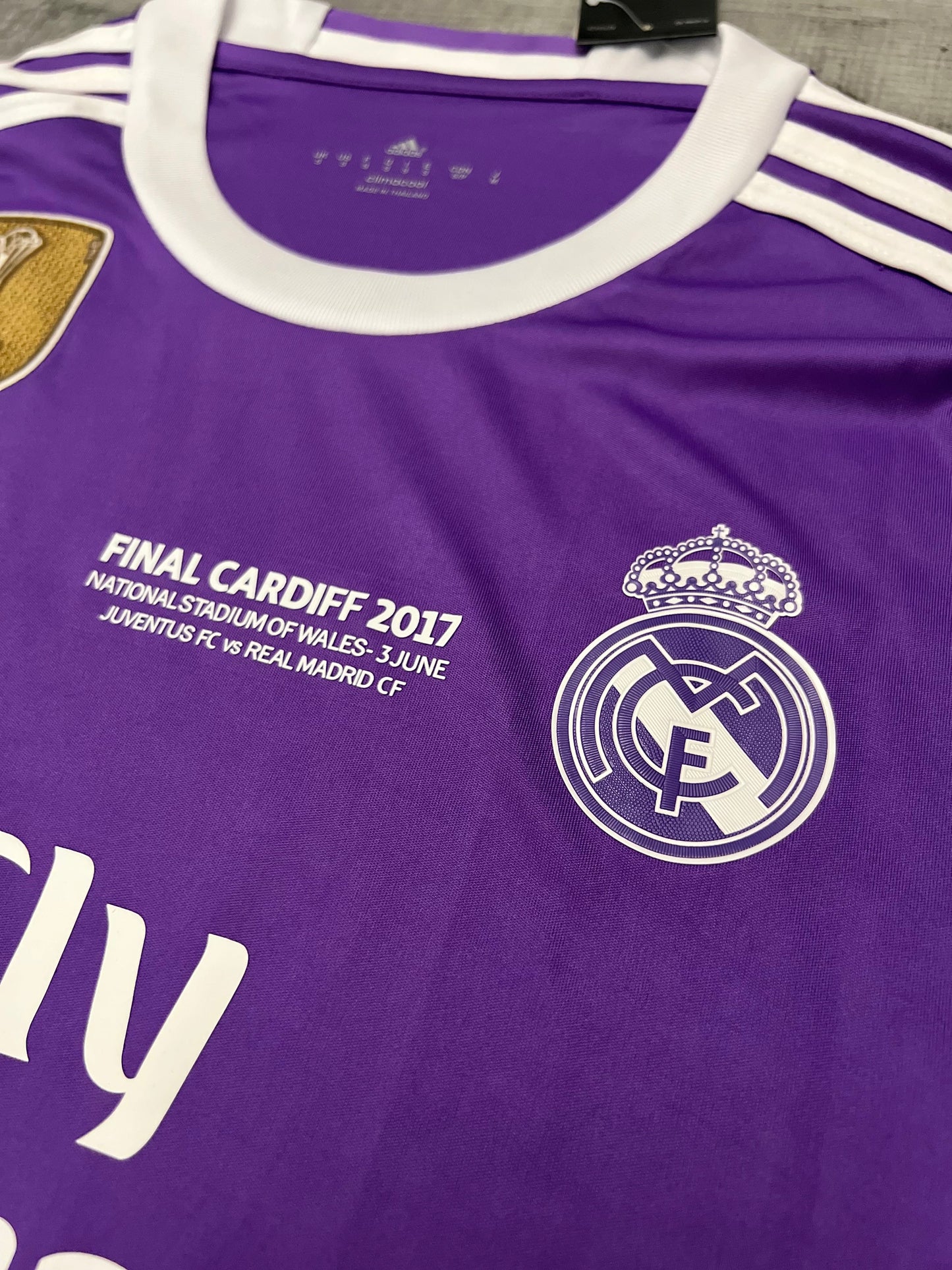 2016-17 - REAL MADRID AWAY HOSSZÚ UJJÚ | RETRO