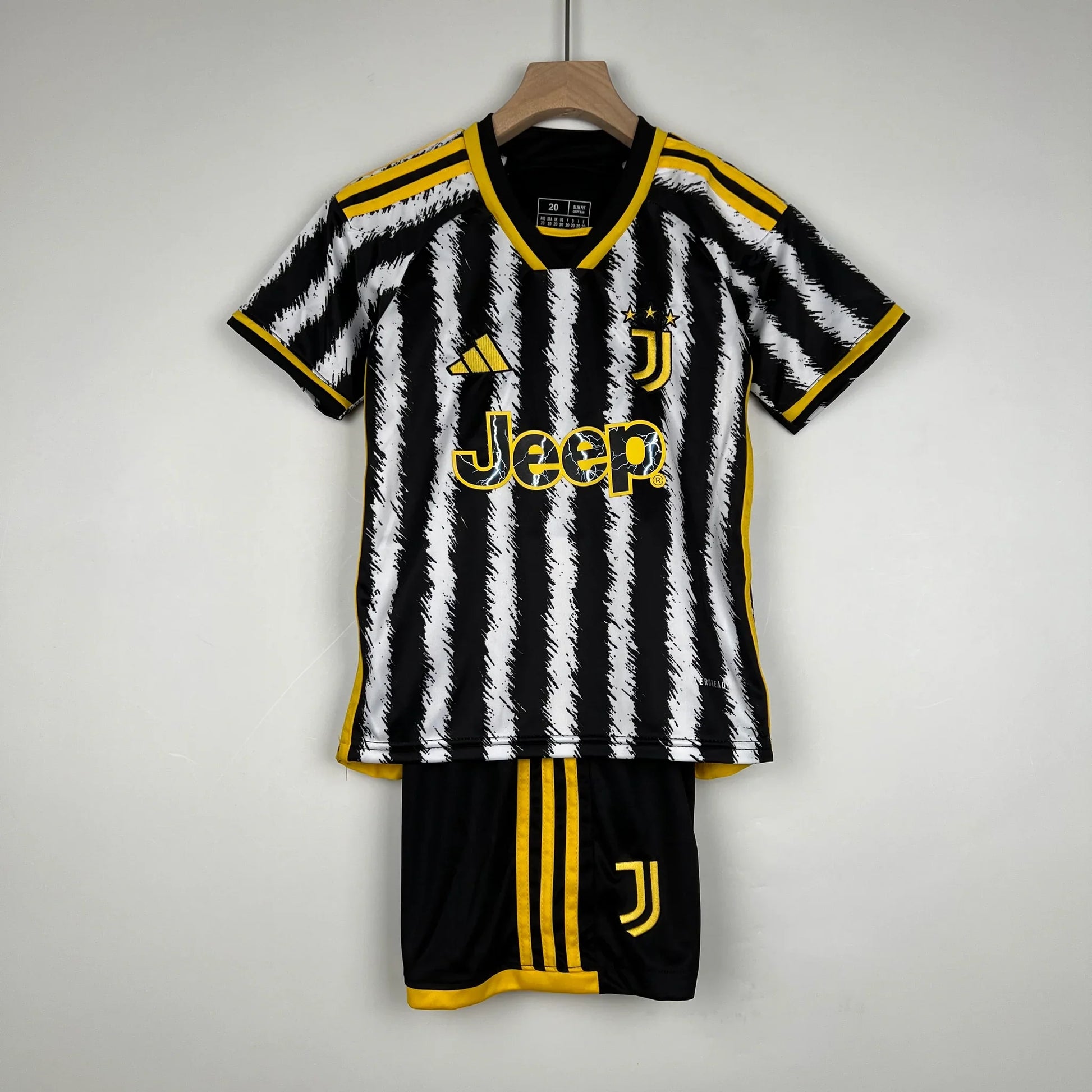 Jersey juventus niño online
