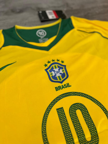 2004-06 - BRÉSIL ACCUEIL | RÉTRO